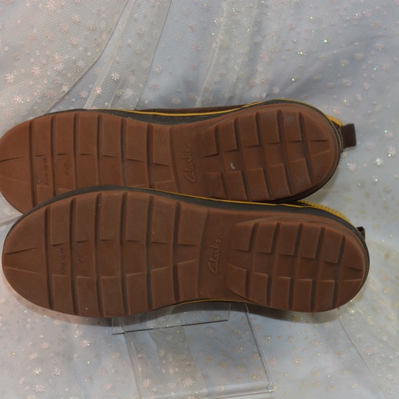 Clarks Muckers Leather Booties SZ 10M NWOT #B-157 - Picture 7 of 7